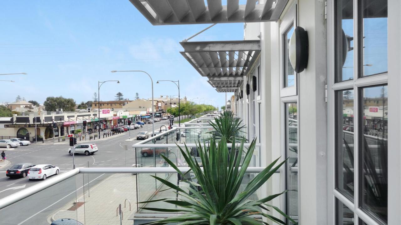 Semaphore Splash Apartments Port Adelaide Esterno foto