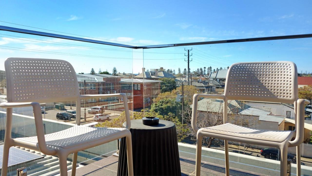 Semaphore Splash Apartments Port Adelaide Esterno foto