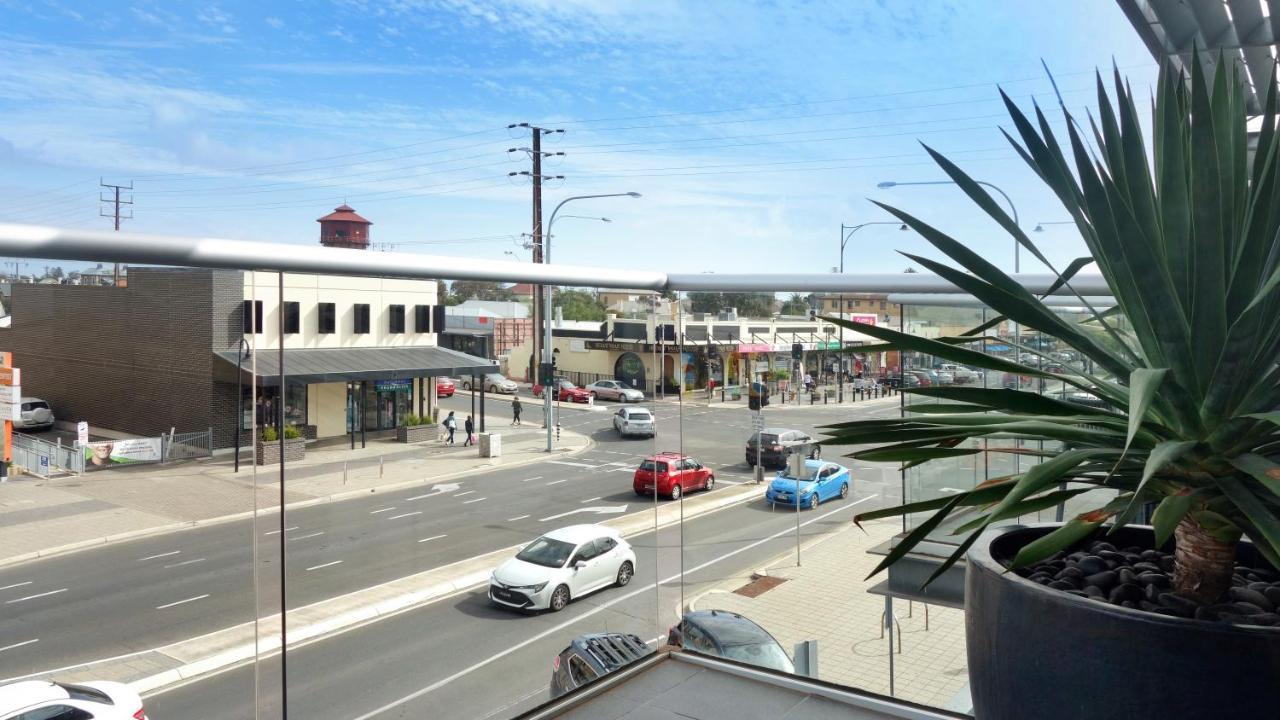 Semaphore Splash Apartments Port Adelaide Esterno foto