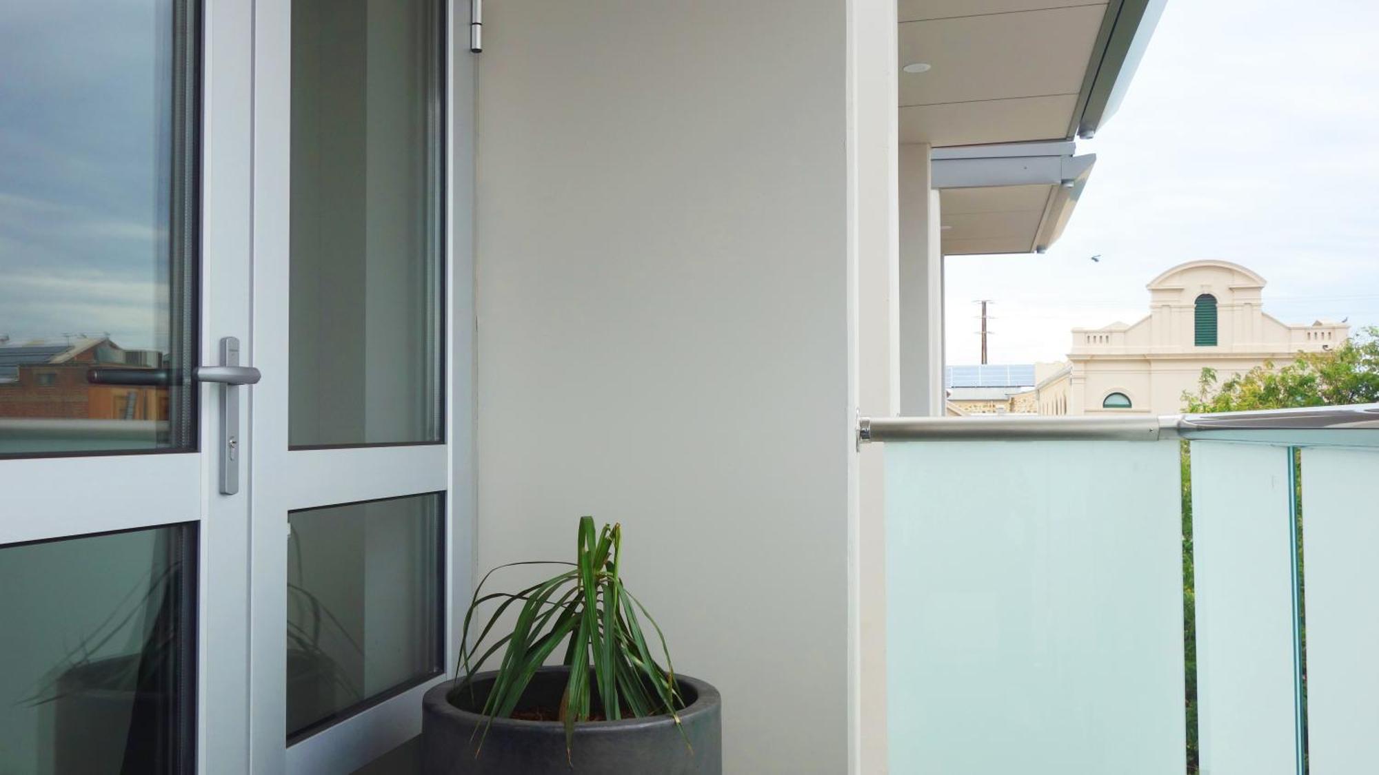 Semaphore Splash Apartments Port Adelaide Esterno foto